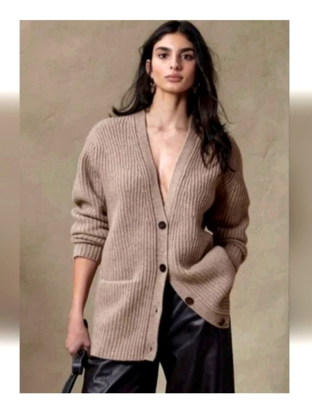 100% Cashmere Banana Republic Taupe Ribbed Button-Front Cardigan